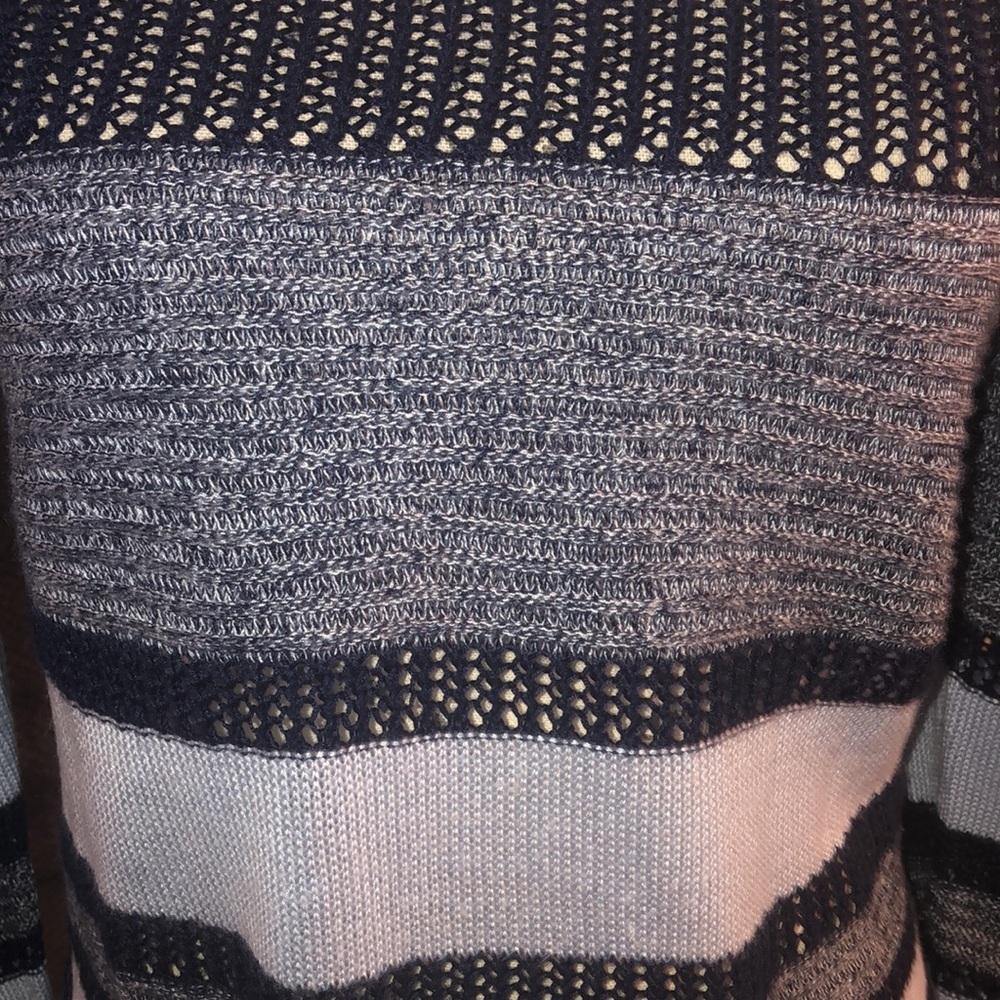 🔹4 for $30 NY&CO Striped Sweater, Medium - Picture 2 of 8